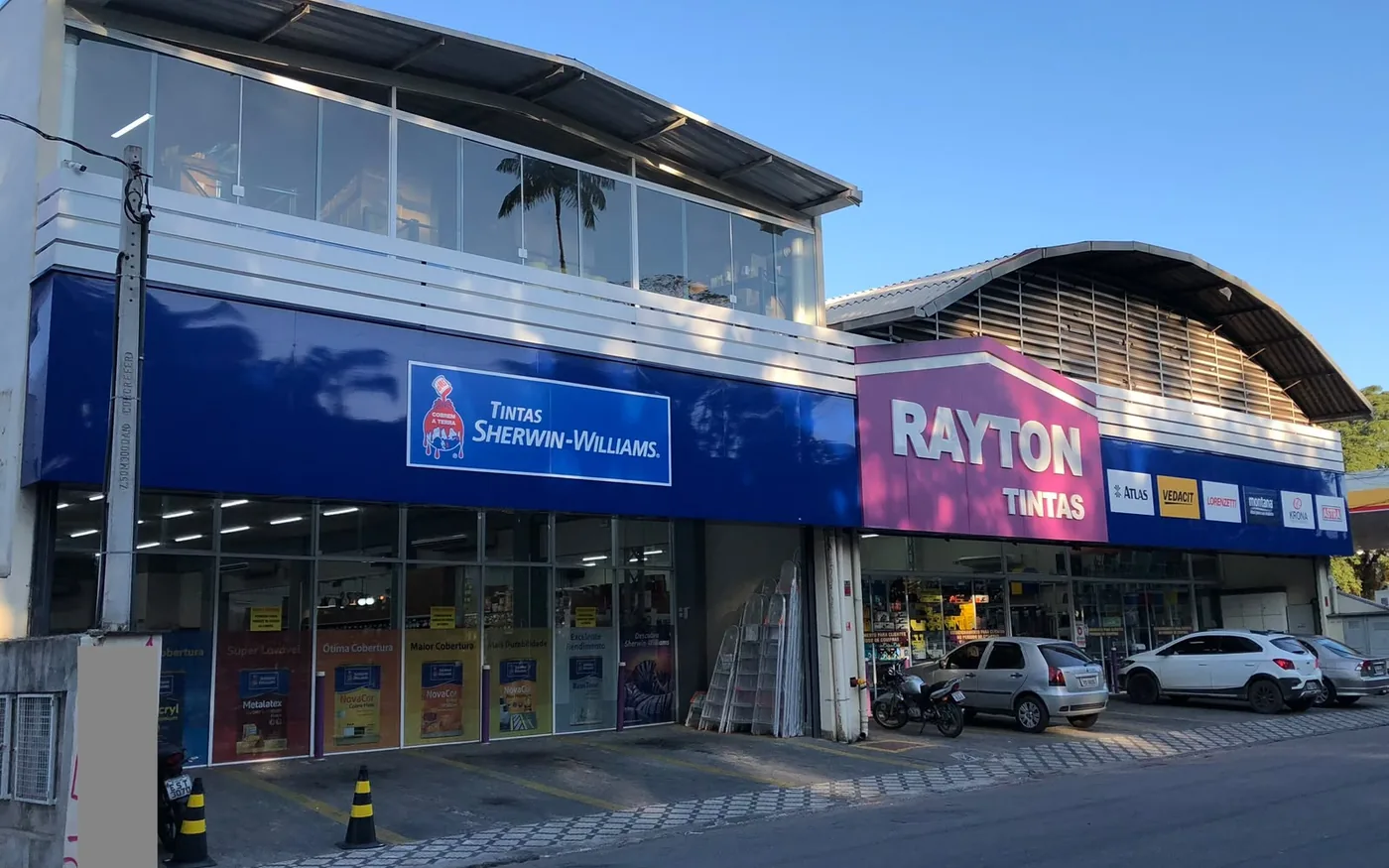 Fachada da loja Rayton em Ubatuba